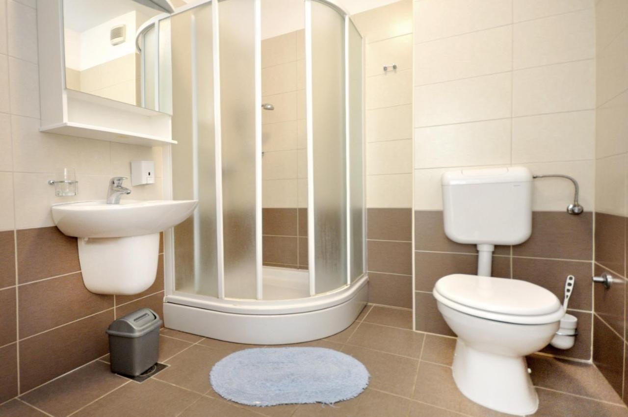 לוקבה Apartments Sunspot 1 מראה חיצוני תמונה